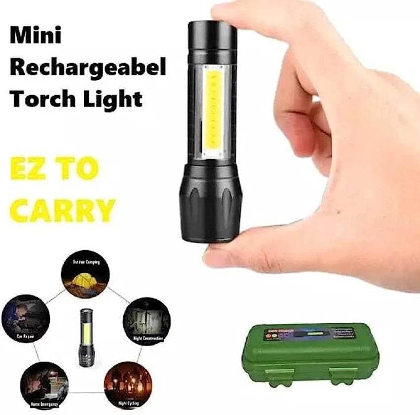 Mini lanternă cu baterie reîncărcabilă si funcție de zoom