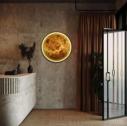 Lumină. Artă. Pământ.