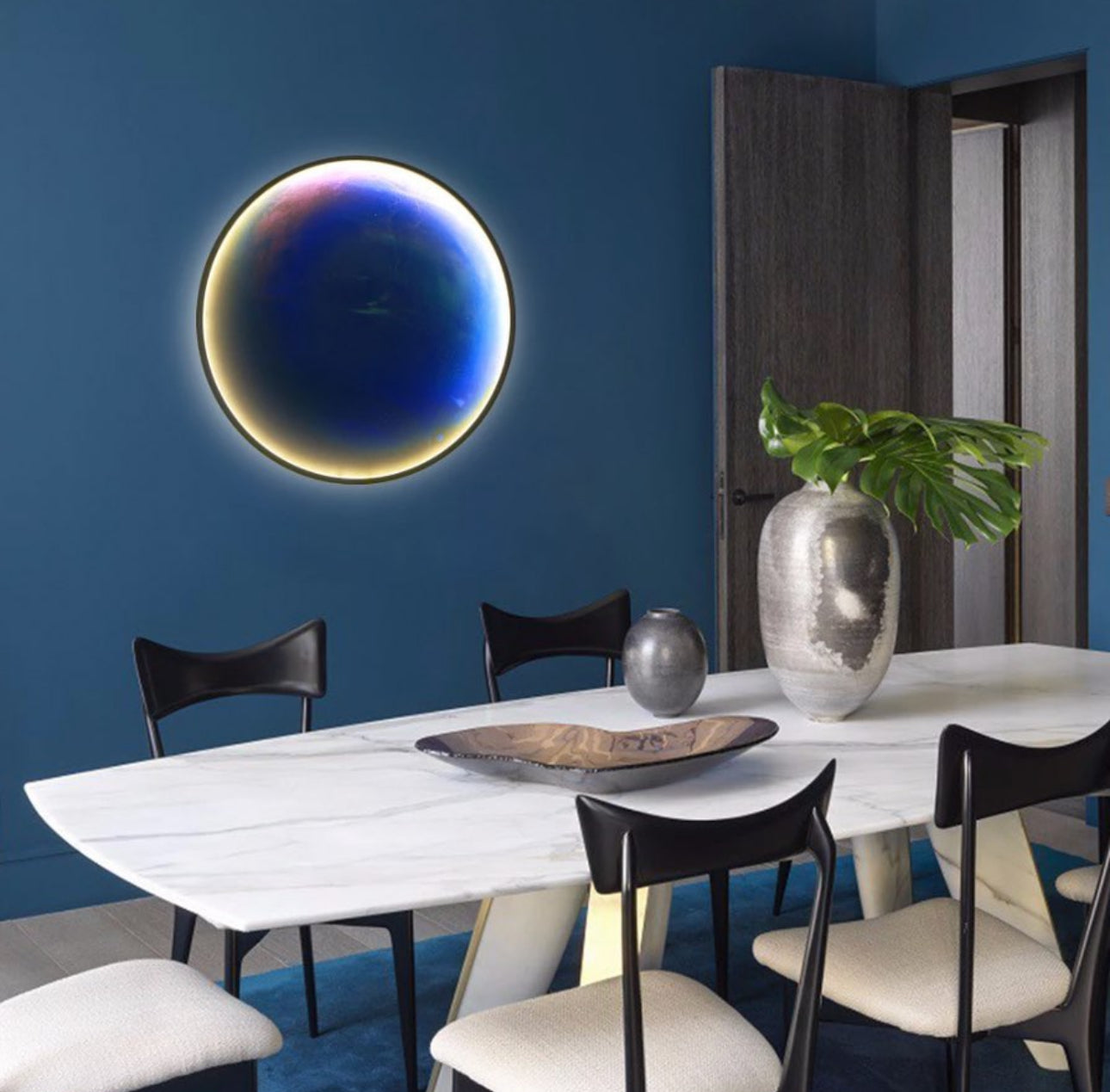 Lumină. Artă. Pământ.