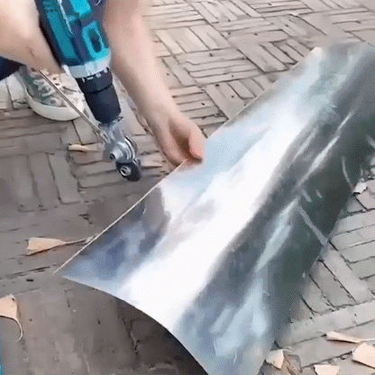 Dispozitiv profesional de tăiat metal